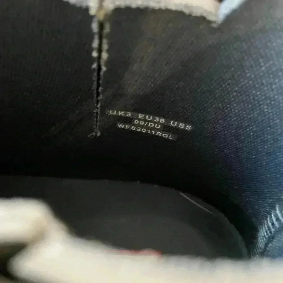 HUNTER • CHELSEA Refined Quilted Gloss Boots Slate Grey $185 size 5 - Picture 6 of 7